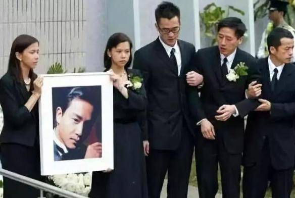 張國(guó)榮，自殺的3個(gè)原因，找到了，個(gè)個(gè)都致人死地