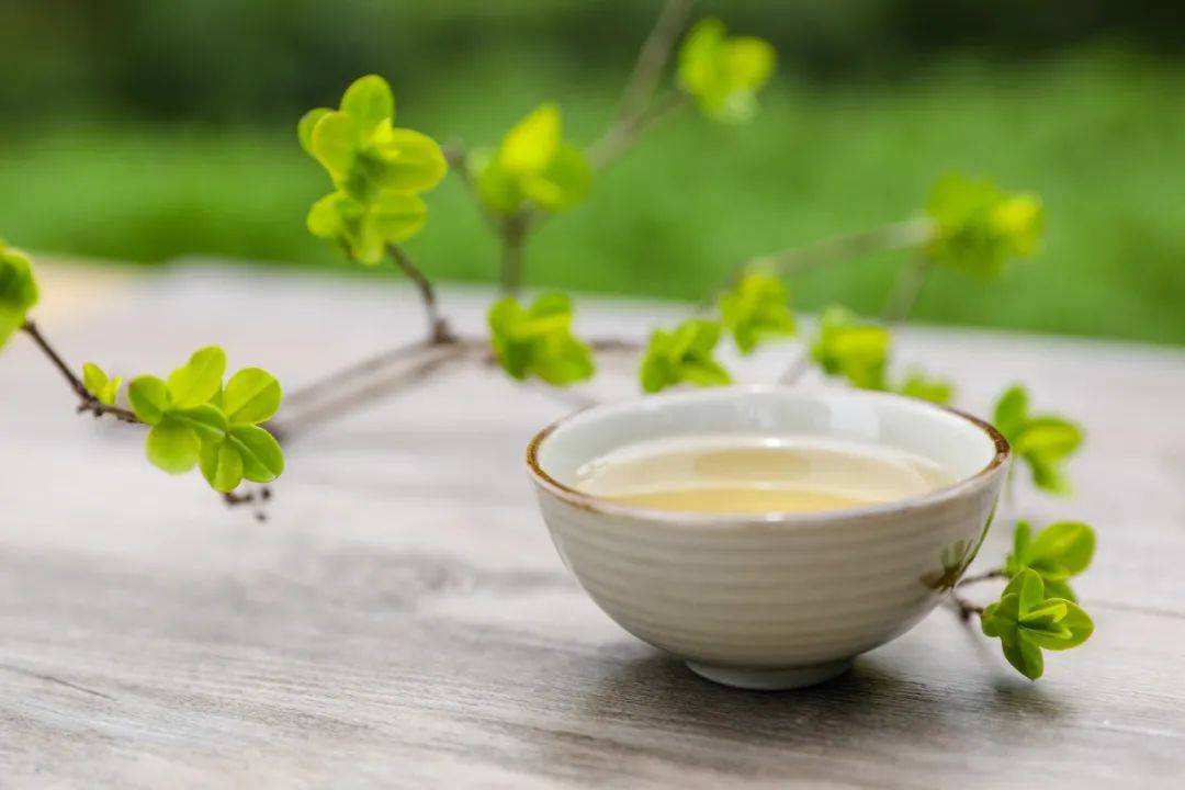 怎樣用一句詩(shī)詞說明“我很窮”？第一句就讓人驚呼太形象了