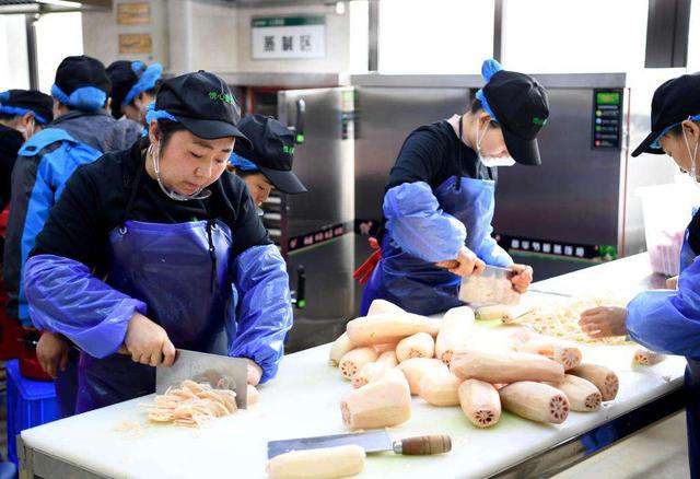 大學(xué)城附近暴利生意,藏在學(xué)校的暴利生意
