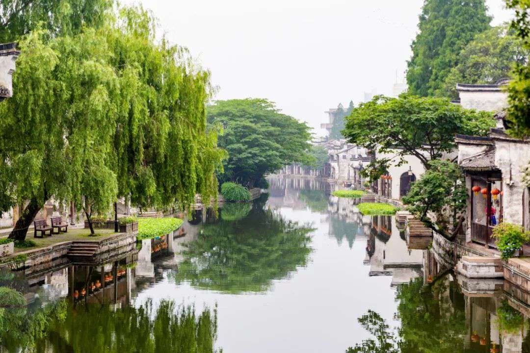 10首清明詩詞，落花飛絮，春意闌珊，最美人間四月天