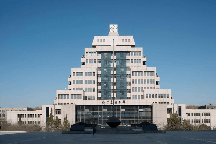 陜西高校排行榜發布，西電大上升明顯，西北大學進入前四