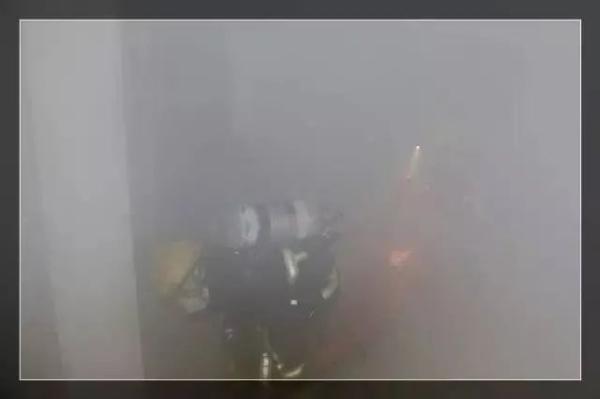 你知道安全出口小綠人的由來嗎？