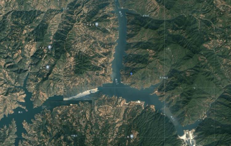中國最大的水庫是哪一個（在哪里?叫什么名字）