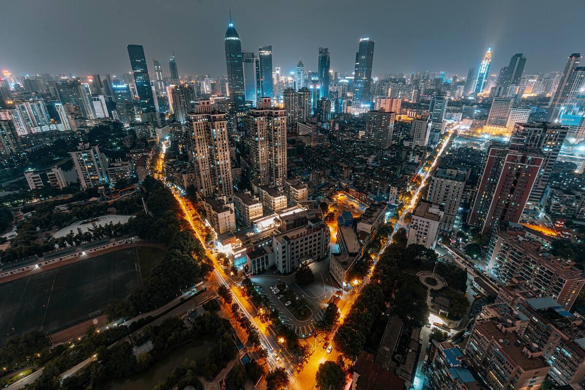 中國五大熱城市排名(中國五大火爐城市排名)