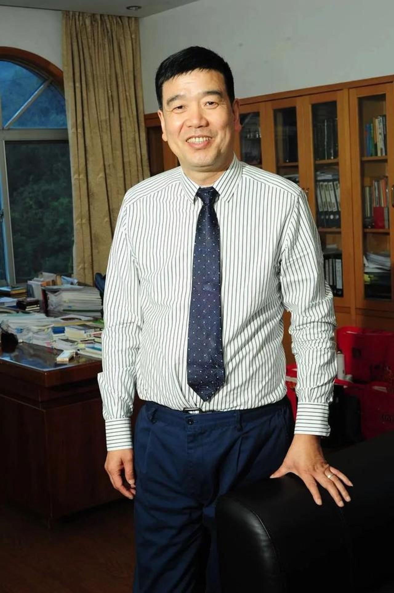 寧波首富是誰(寧波首富排行榜2021最新排名)