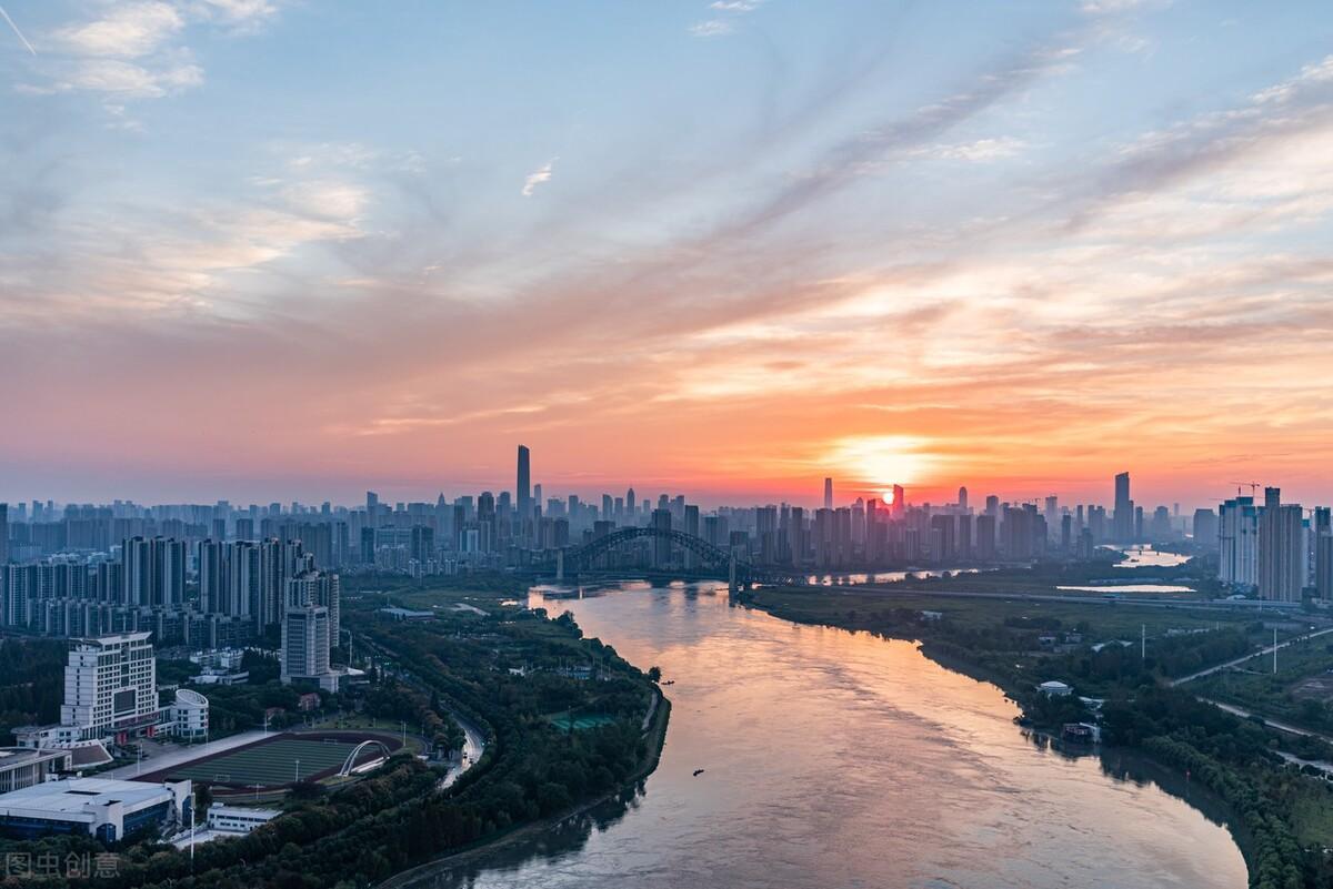 中國最富的省排名榜（中國前十名有錢的省）