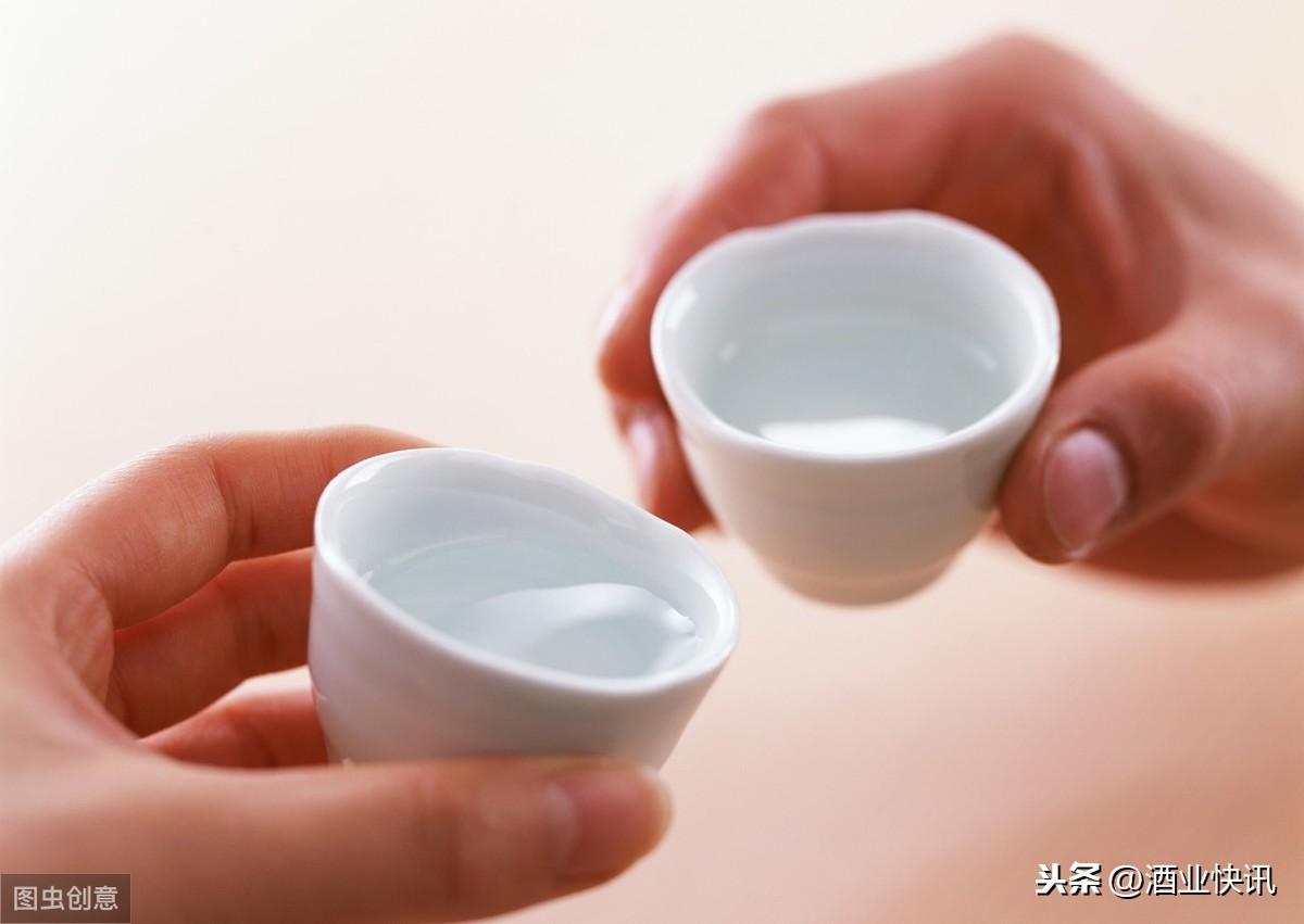遵義十大醬香酒香飄江城醉三鎮(zhèn)（除了茅臺酒遵義還有十大名酒）