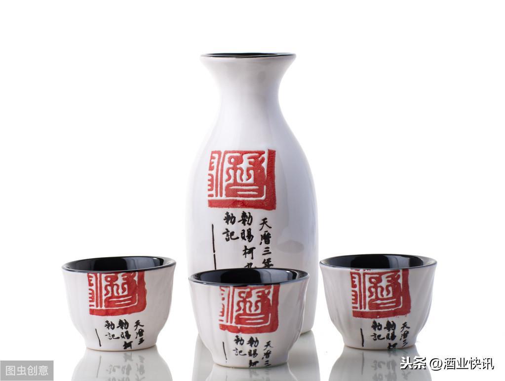 遵義十大醬香酒香飄江城醉三鎮(zhèn)（除了茅臺酒遵義還有十大名酒）