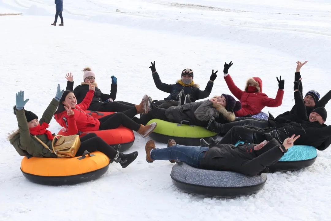 中國雪鄉在哪個城市及成因(怎么去雪鄉最方便)