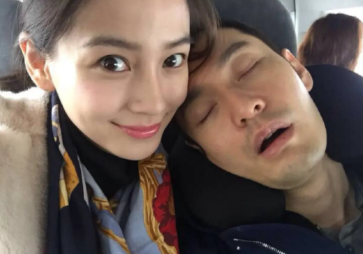 黃曉明和baby官宣離的婚是真的嗎，黃曉明baby被曝可能復婚